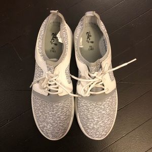 Rue21 Sneakers